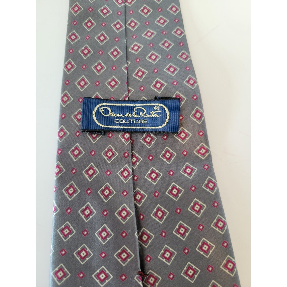 Oscar de la Renta Men's Grey Silk Tie Geometric Pattern 58in
